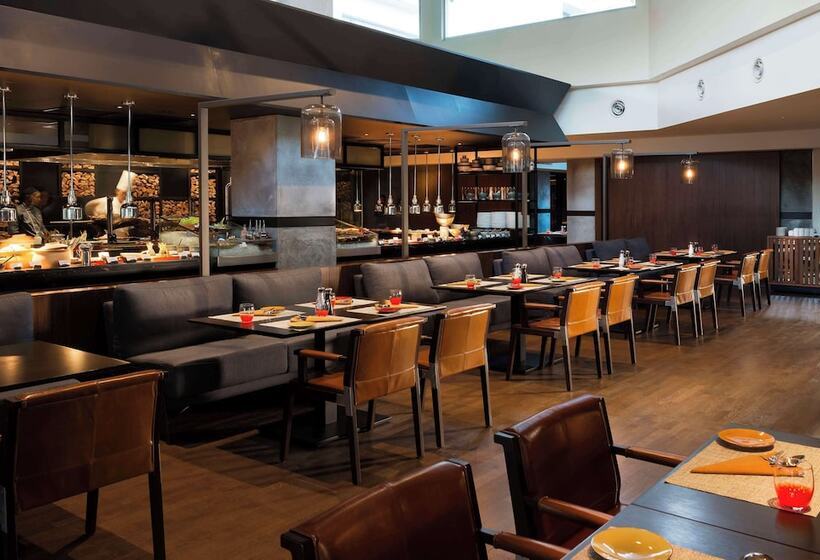 리조트 The Saujana Hotel Kuala Lumpur