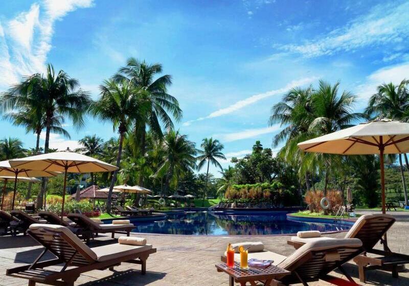 리조트 The Saujana Hotel Kuala Lumpur