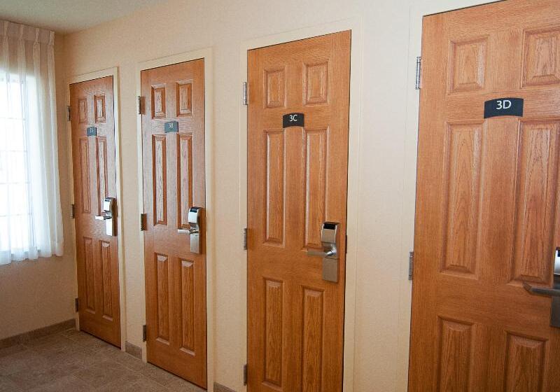 Staybridge Suites Wichita, An Ihg