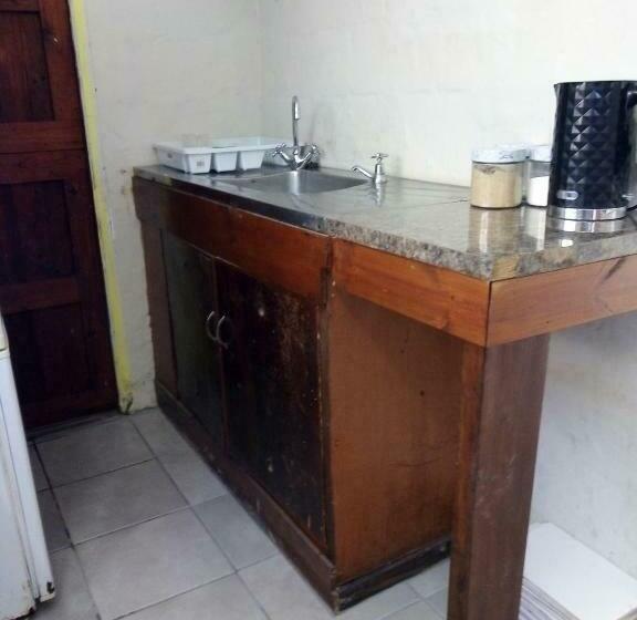 مبيت وإفطار Amelia's Cottage