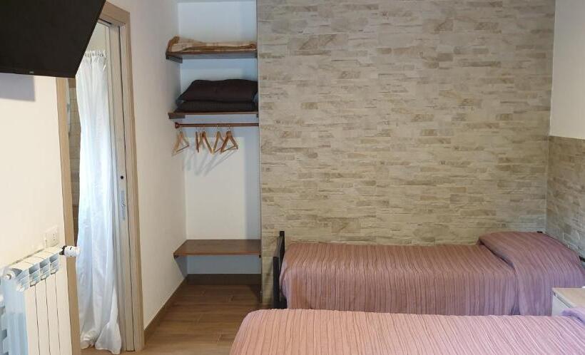 فندق Agriturismo Il Casale Pica