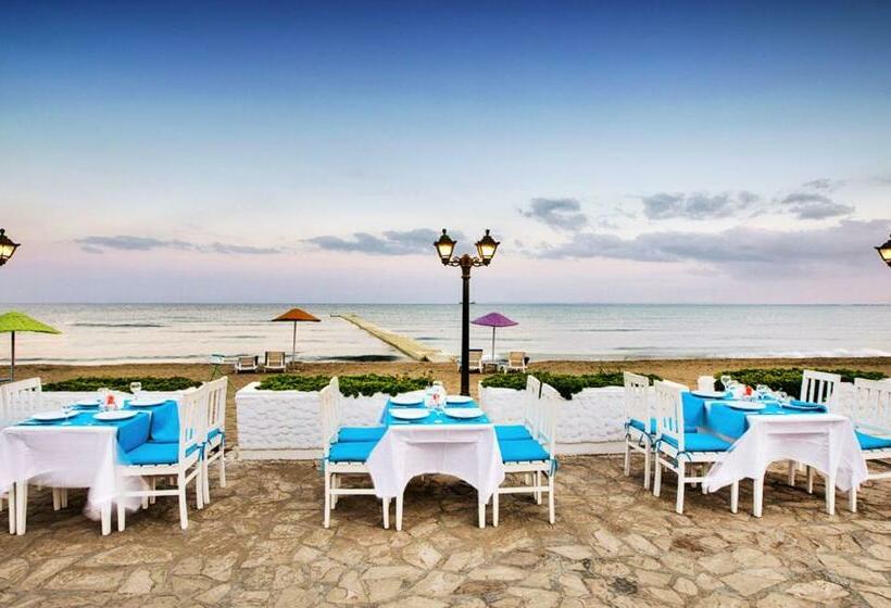 בית מלון כפרי Merit Cyprus Gardens By Holidaykeys