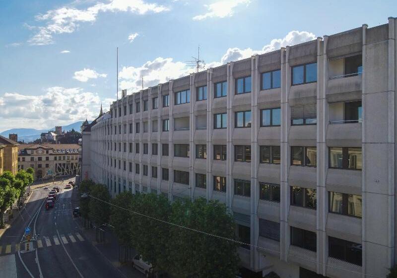 فندق Neuchatel City