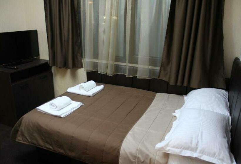 Отель Guest House Vrazhdebna