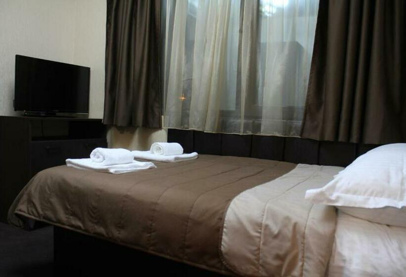 Отель Guest House Vrazhdebna