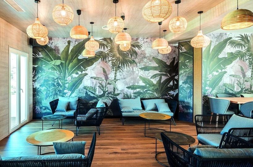 هتل Anoreta Suites