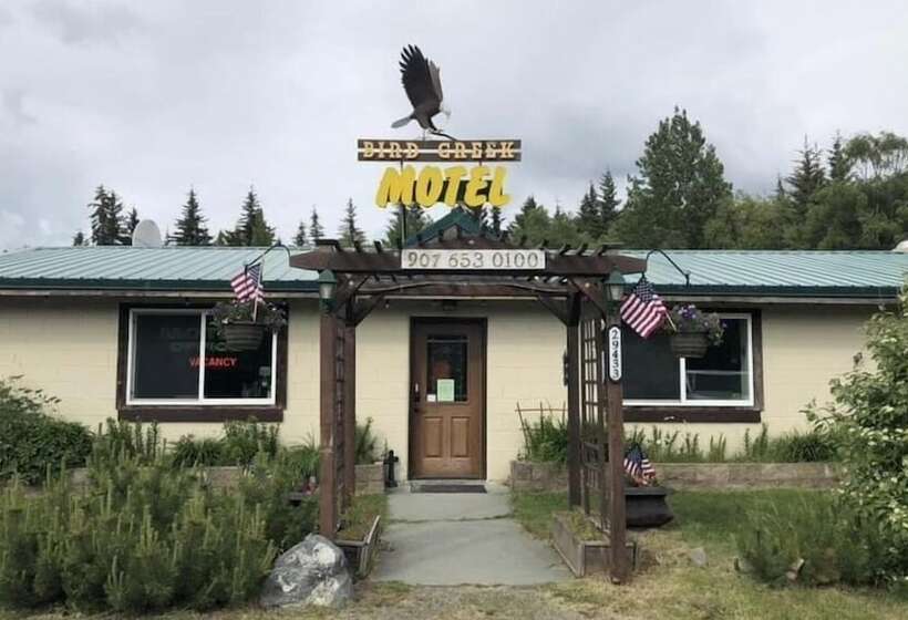 Bird Creek Motel