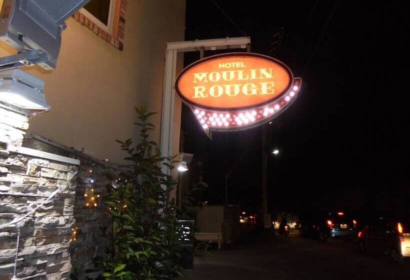 בית מלון כפרי Moulin Rouge   Adults Only