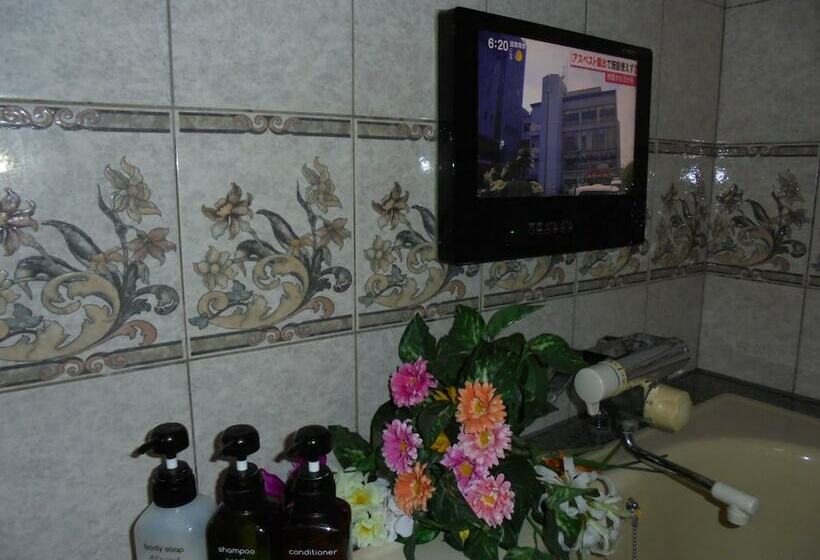 בית מלון כפרי Moulin Rouge   Adults Only