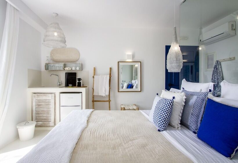 Athina Studios & Suites