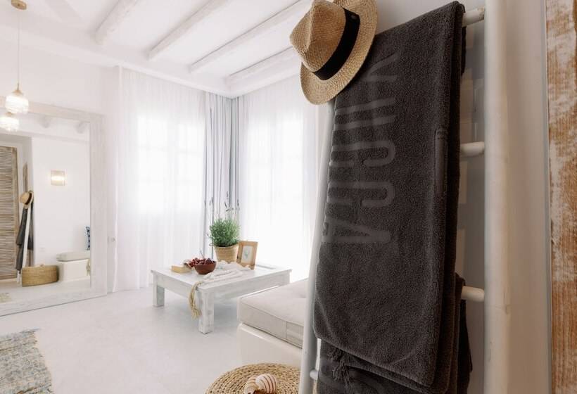 Athina Studios & Suites