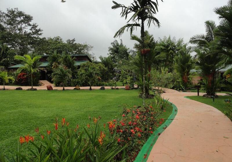 Blue River Resort & Hot Springs