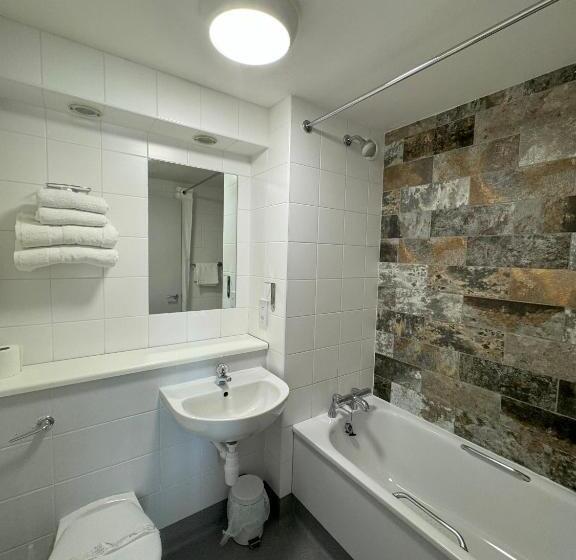 Citilodge Wakefield Hotel By Roomsbooked