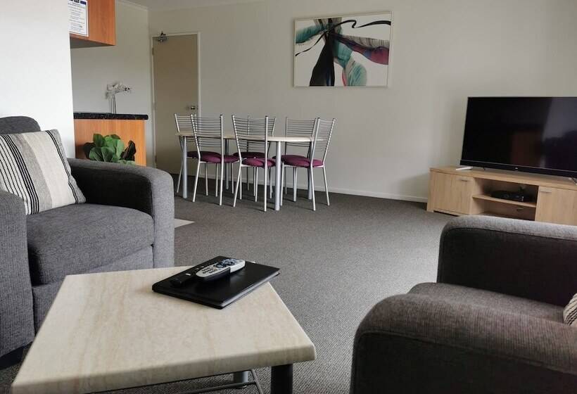 בית מלון כפרי Asure Ascot Motor Inn