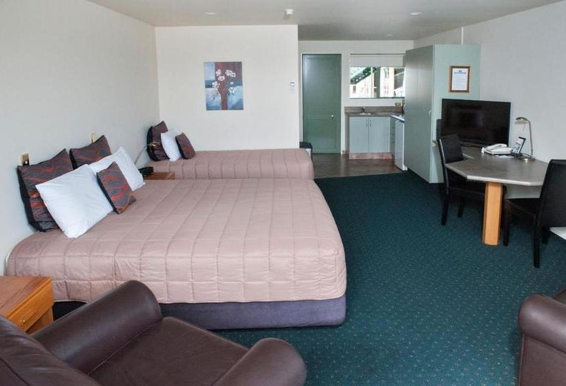 בית מלון כפרי Asure Ashley Motor Lodge