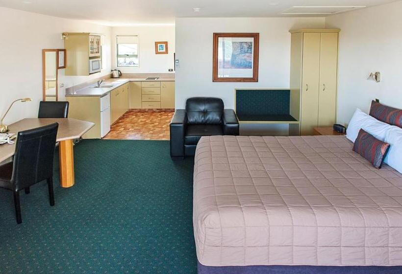 בית מלון כפרי Asure Ashley Motor Lodge