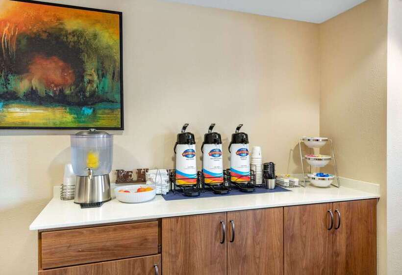 酒店 Baymont By Wyndham Farmington