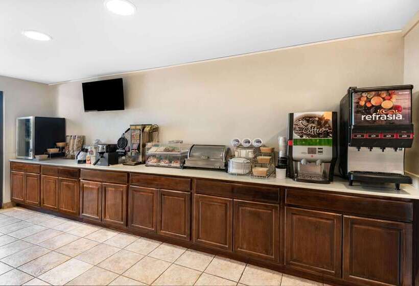 酒店 Baymont By Wyndham Farmington