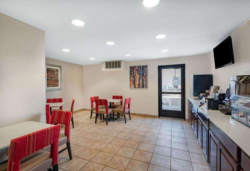 酒店 Baymont By Wyndham Farmington