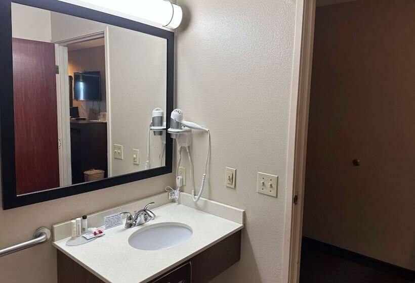 酒店 Baymont By Wyndham Farmington