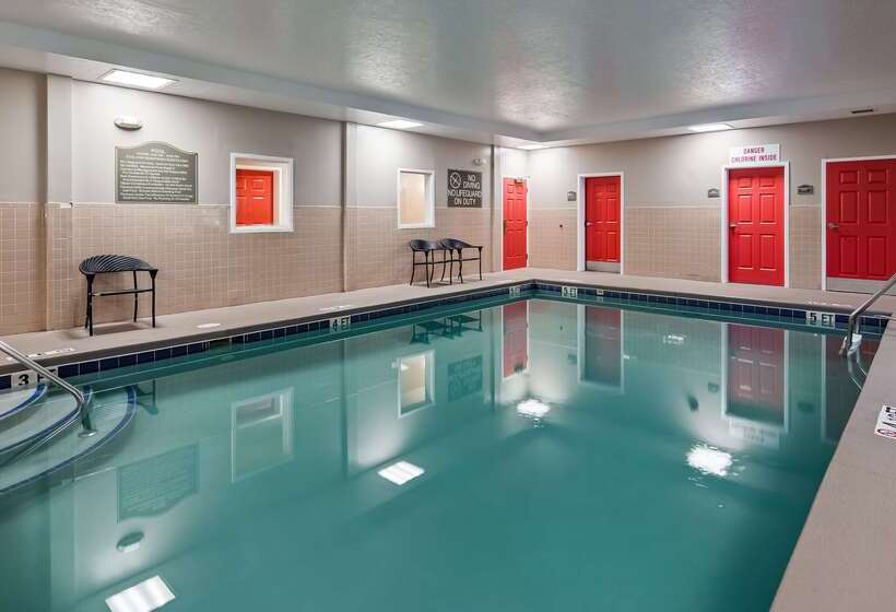 בית מלון כפרי Best Western Airport Inn & Suites