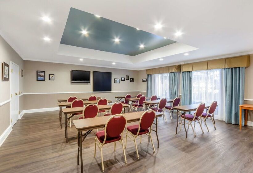 בית מלון כפרי Best Western Airport Inn & Suites