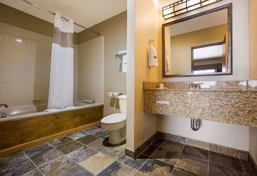 בית מלון כפרי Best Western Northwest Lodge