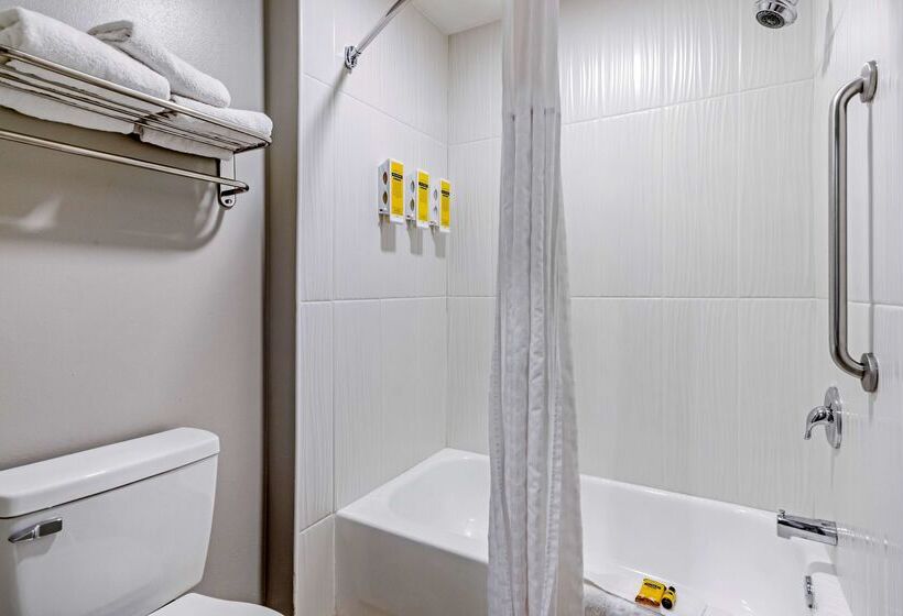 فندق Best Western Plus Edinburg Inn & Suites