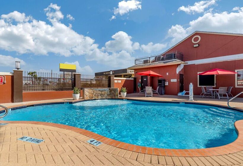 فندق Best Western Plus Edinburg Inn & Suites