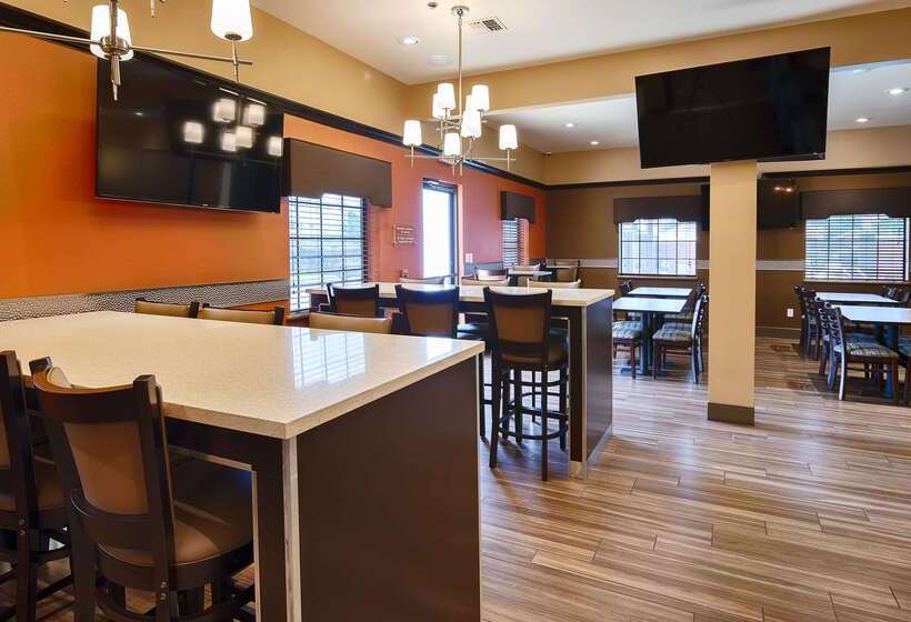 בית מלון כפרי Best Western Plus Edinburg Inn & Suites
