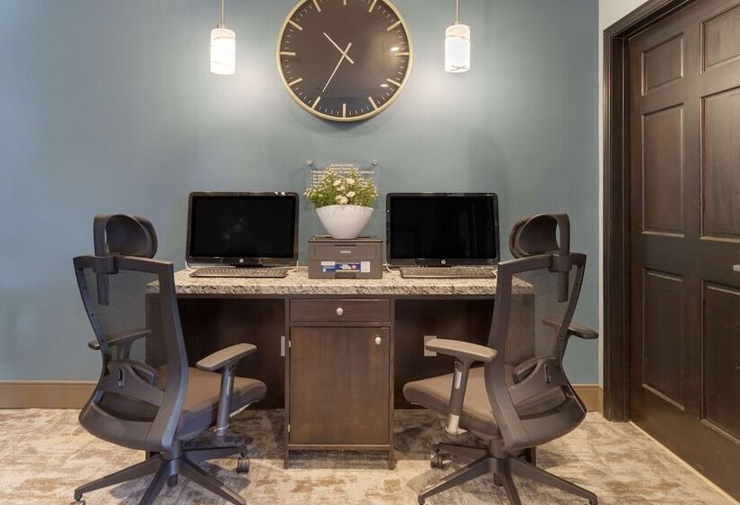 فندق Best Western Plus Edinburg Inn & Suites