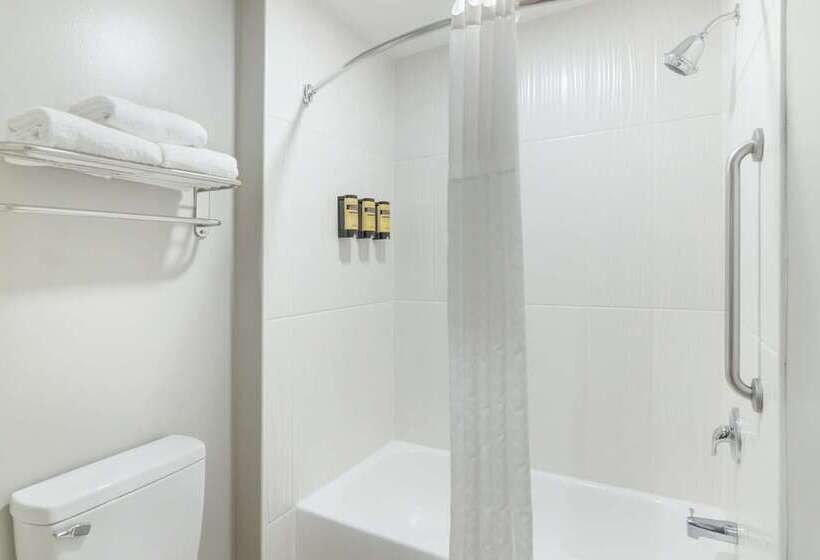 فندق Best Western Plus Edinburg Inn & Suites