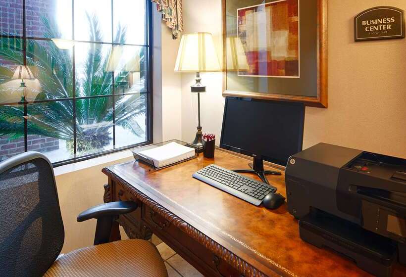 Best Western Plus Executive Hotel & Suites