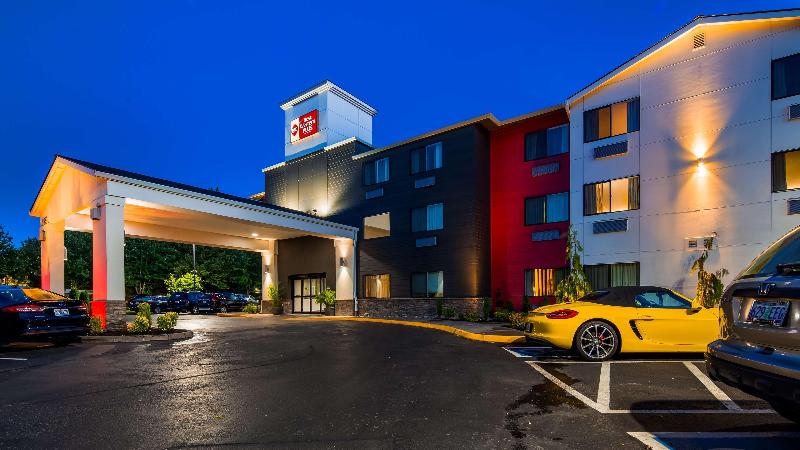 Best Western Plus Executive Hotel & Suites