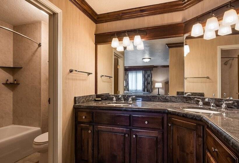 בית מלון כפרי Best Western Plus Flathead Lake Inn And Suites