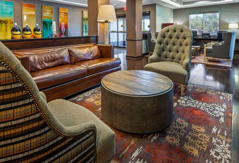 فندق Best Western Plus Olathe