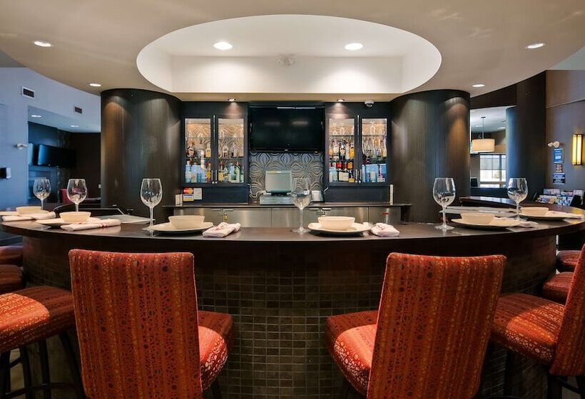 בית מלון כפרי Best Western Premier Freeport Inn Calgary Airport