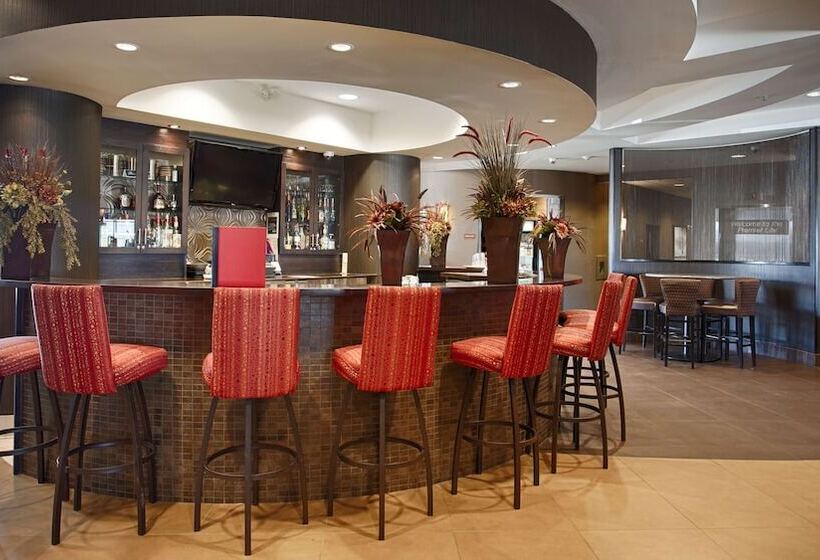 בית מלון כפרי Best Western Premier Freeport Inn Calgary Airport