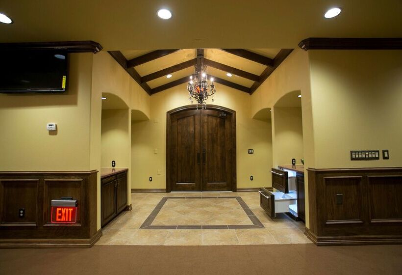 فندق Best Western San Isidro Inn