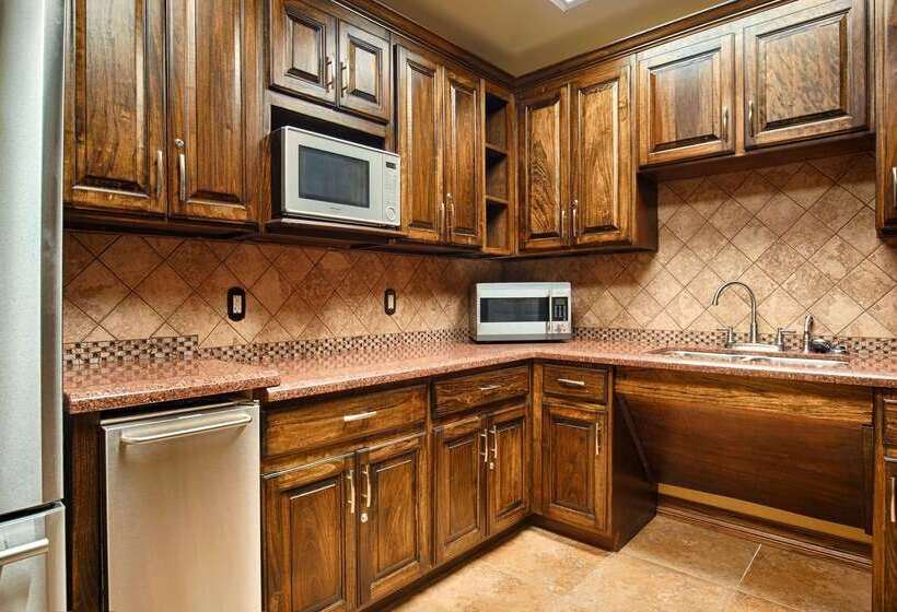 فندق Best Western San Isidro Inn