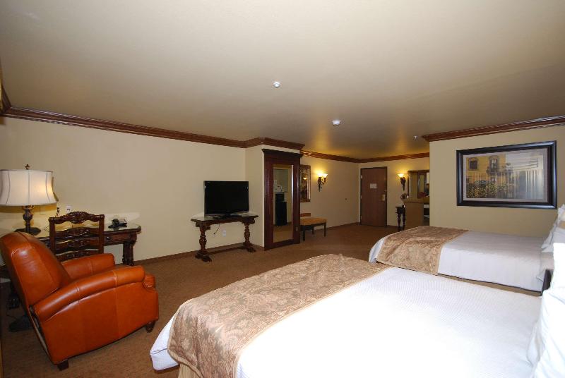 فندق Best Western San Isidro Inn