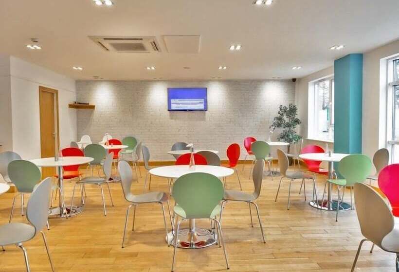 Citilodge Wakefield Hotel By Roomsbooked