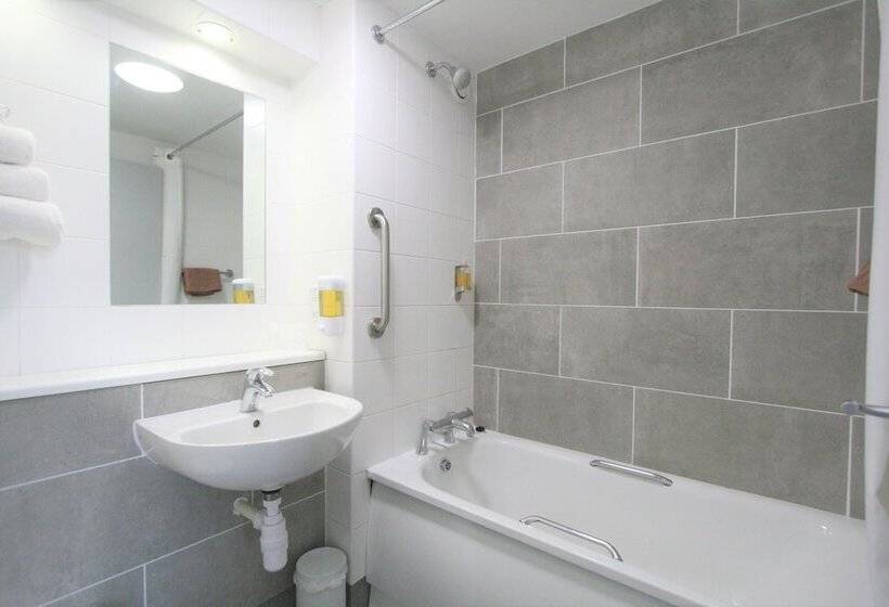 Citilodge Wakefield Hotel By Roomsbooked