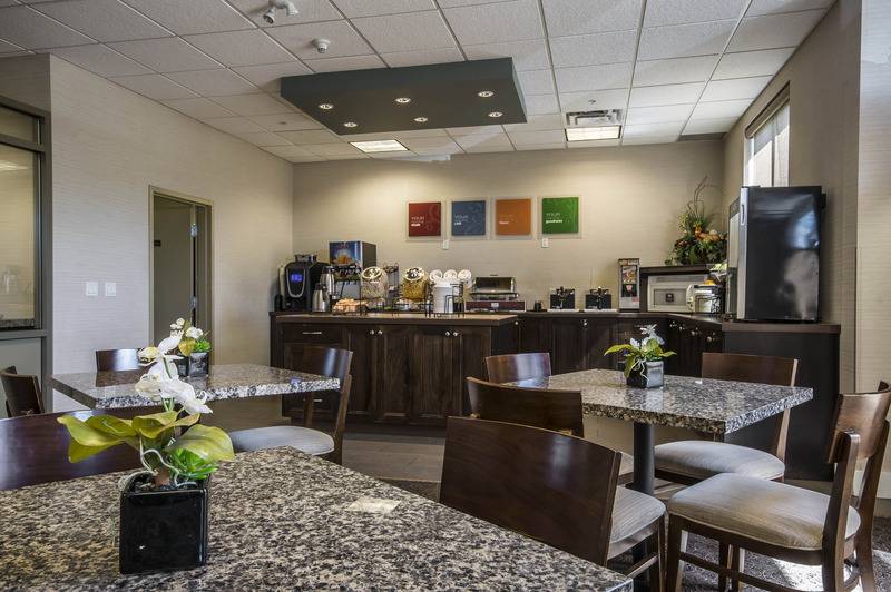 בית מלון כפרי Comfort Inn & Suites