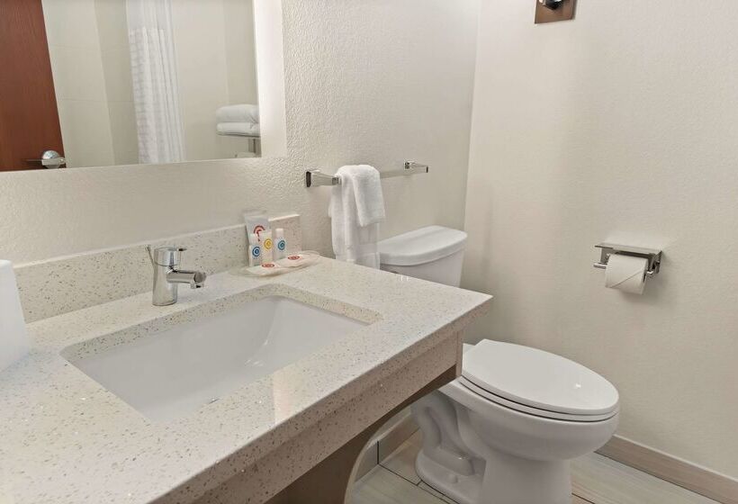 호텔 Comfort Suites Granbury