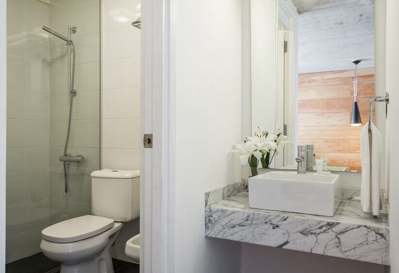 Отель Costa Colonia  Riverside Boutique