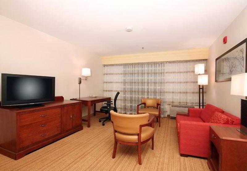 Отель Courtyard By Marriott San Jose South/morgan Hill