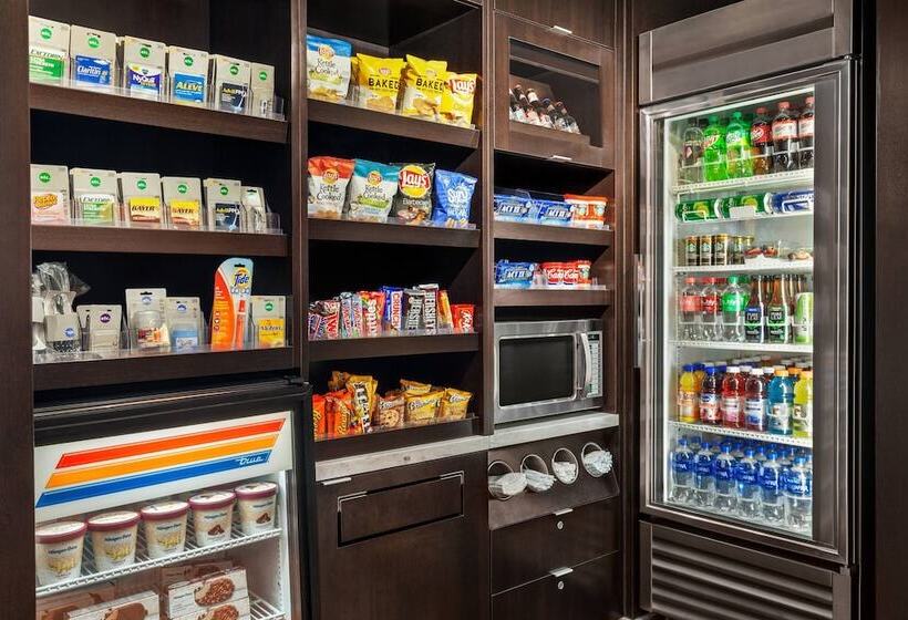 Отель Courtyard By Marriott San Jose South/morgan Hill