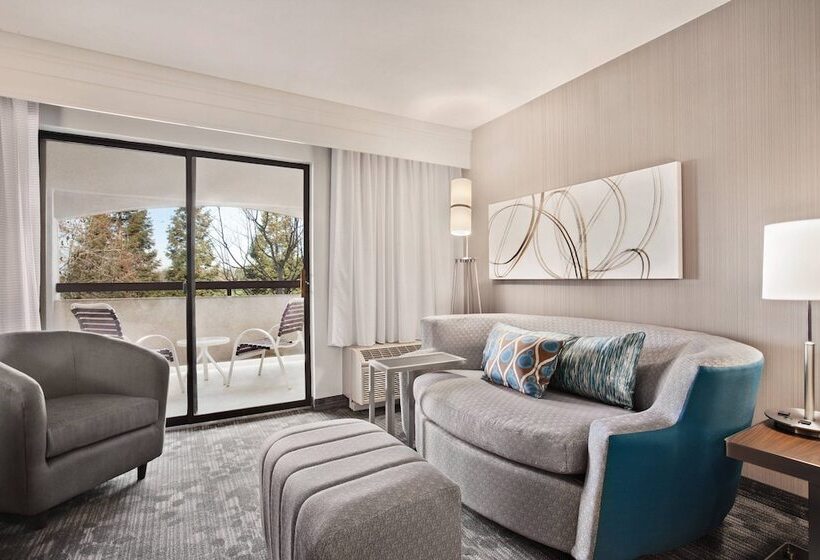 Отель Courtyard By Marriott San Jose South/morgan Hill
