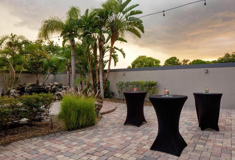 فندق Courtyard Tampa Oldsmar